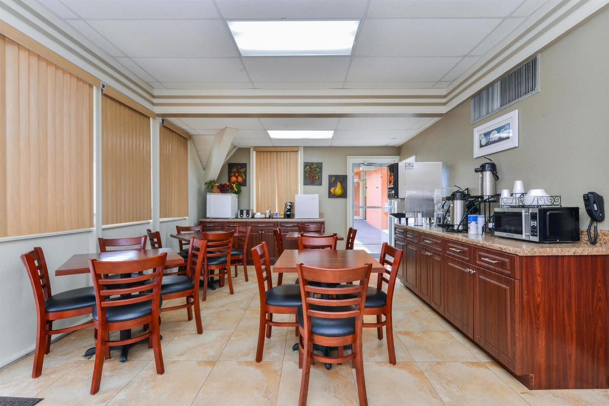 Americas Best Value Inn Σεϊρασότα Εξωτερικό φωτογραφία